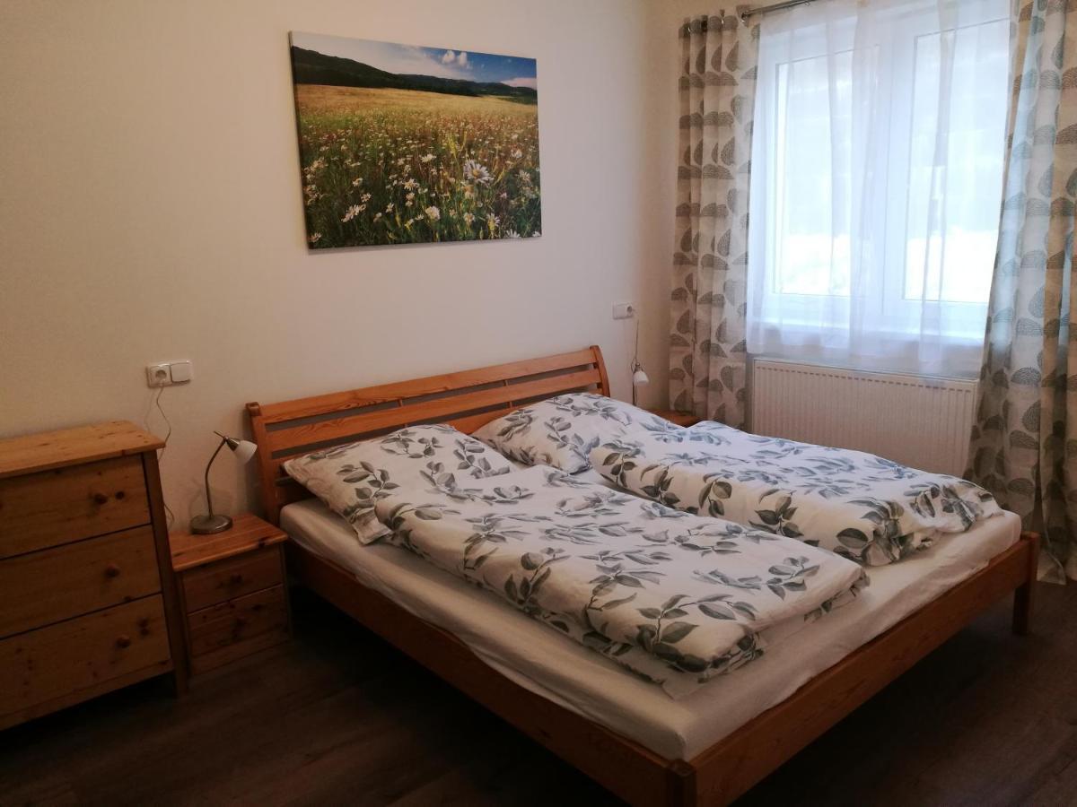 Apartman G4 Maty Frymburk Eksteriør billede